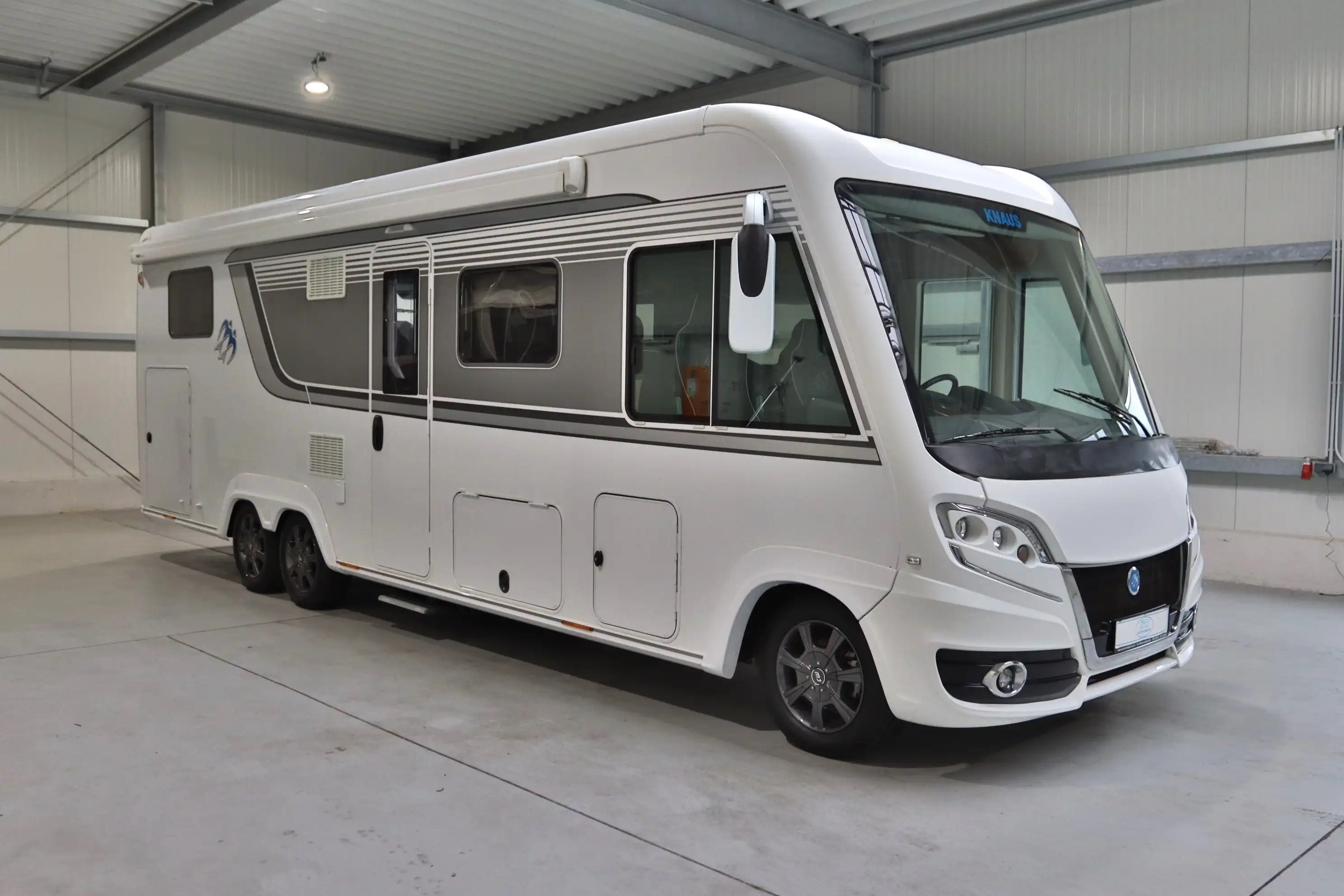 KNAUS SUN I 900 LX